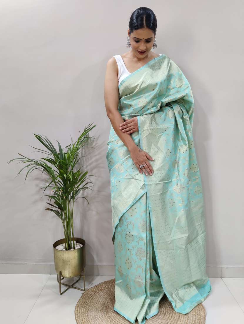 women self design banarasi saree with blouse - 22041536 -  Standard Image - 2