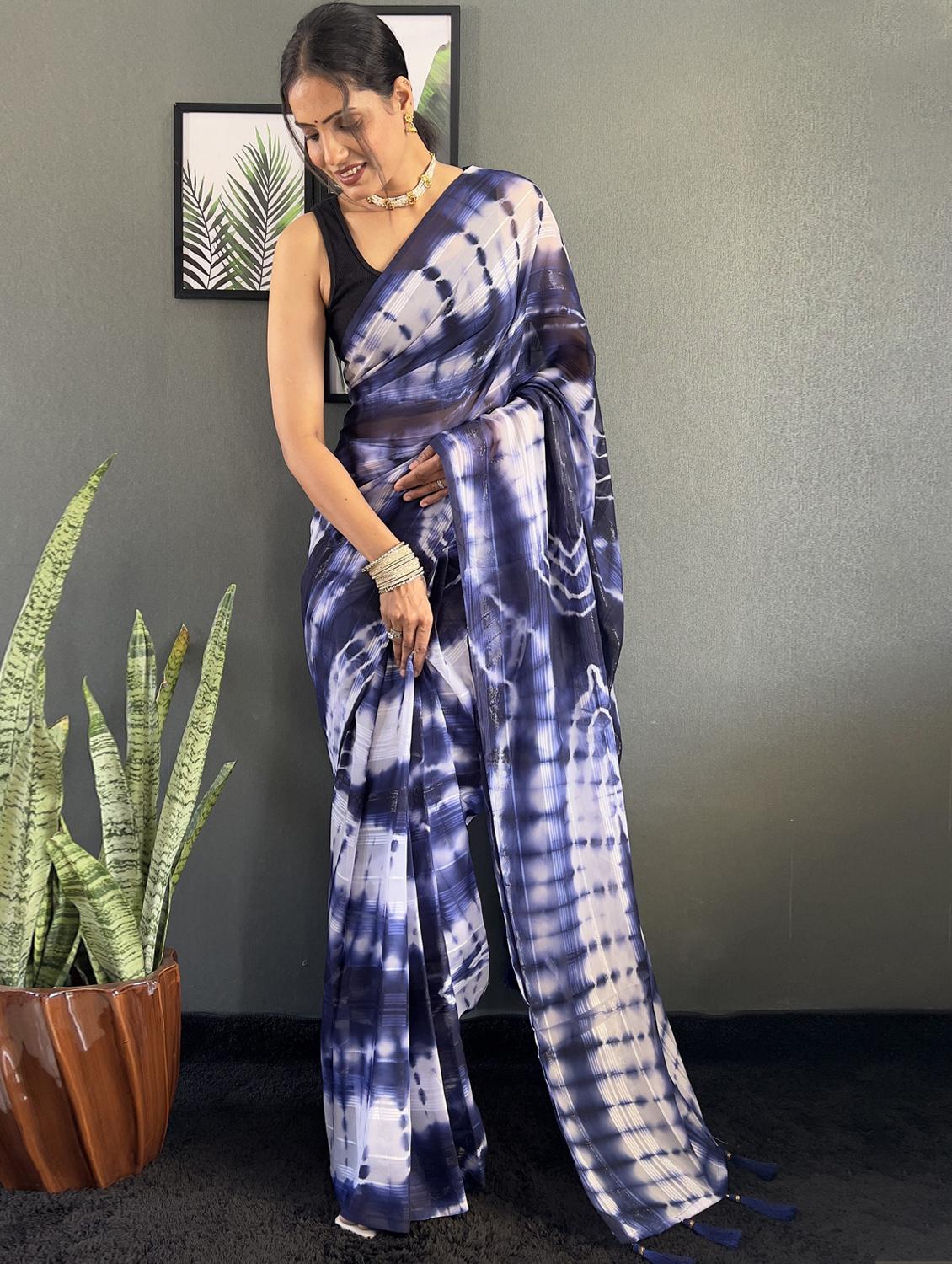 women tie & dye printed saree with blouse - 22041636 - Standard Image - 2