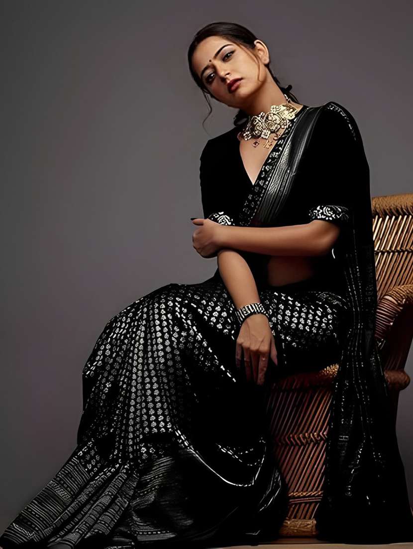 women self design banarasi saree with blouse - 22041697 - Standard Image - 2