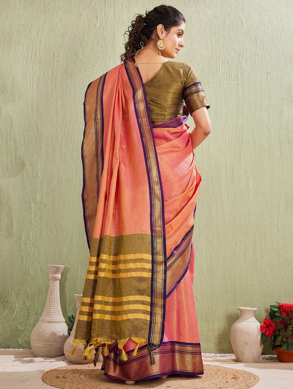 women self design bordered saree with blouse - 22041724 -  Standard Image - 2