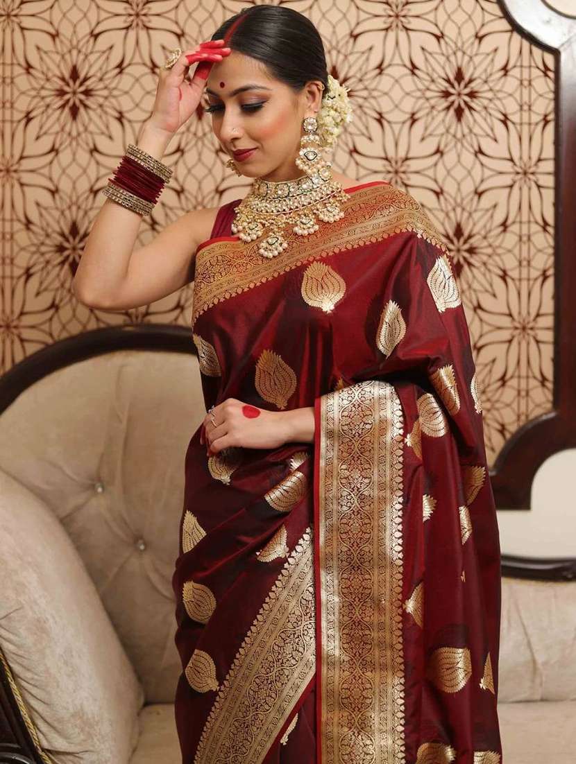 women self design banarasi saree with blouse - 22041770 -  Standard Image - 2