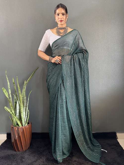 women striped printed saree with blouse - 22041797 - Standard Image - 0