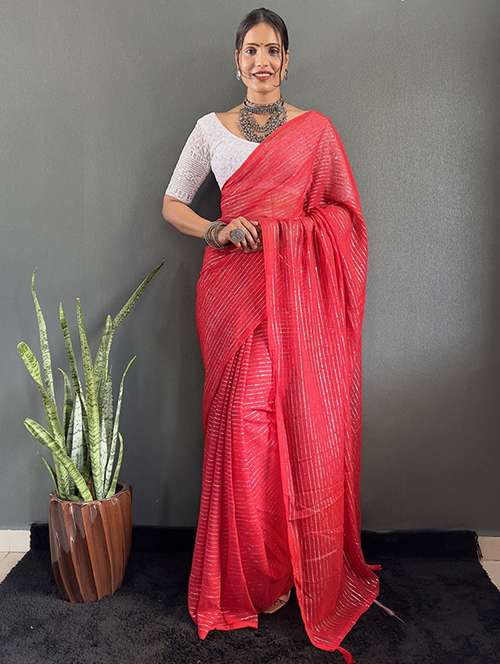 women striped printed saree with blouse - 22041799 - Standard Image - 0