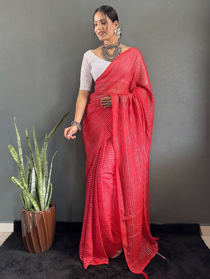 women striped printed saree with blouse - 22041799 - Standard Image - 2