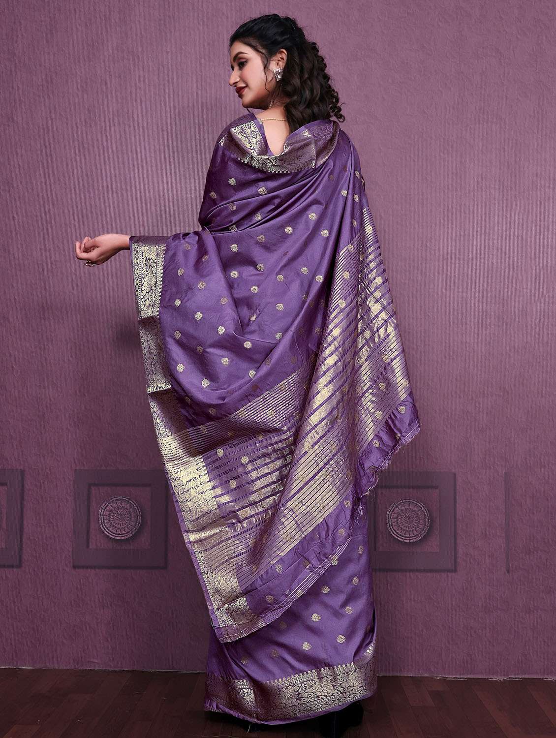 women self design banarasi saree with blouse - 22041823 - Standard Image - 2