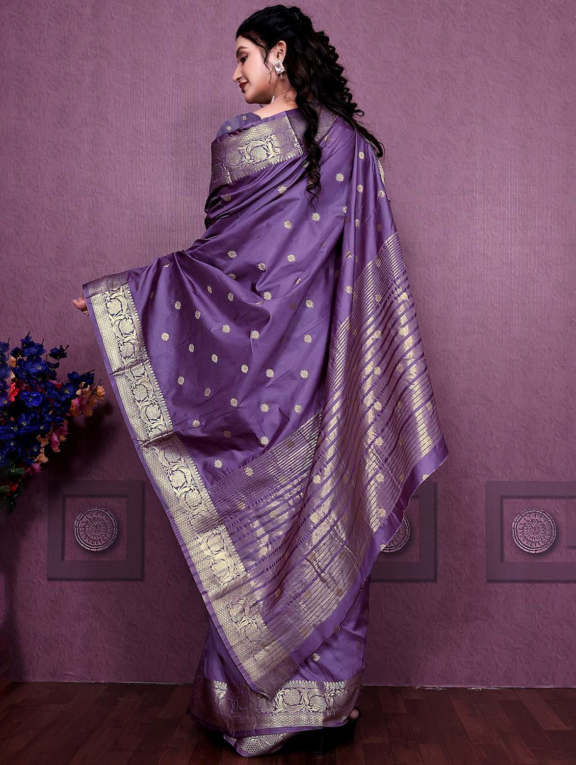 women self design banarasi saree with blouse - 22041827 - Standard Image - 2