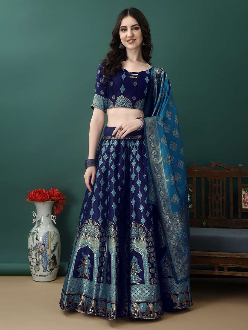 women printed flared lehenga choli with duppata set