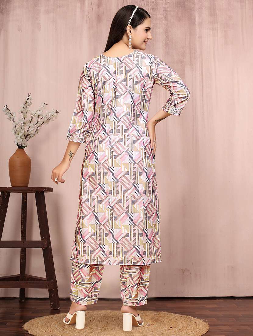 women printed three quarter sleeve kurta pant set - 22042207 -  Standard Image - 2