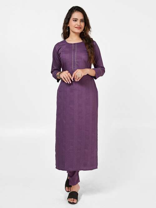 women solid three quarter sleeve kurta and pant set