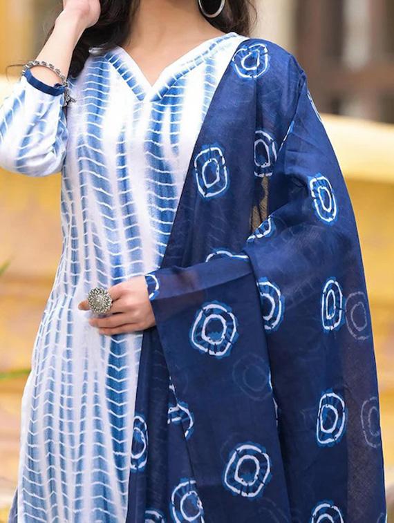 girls printed kurta and pant with dupatta set - 22042248 - Standard Image - 2