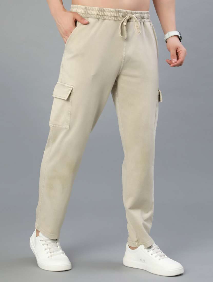 men solid mid rise regular fit cargo - 22042665 -  Standard Image - 2