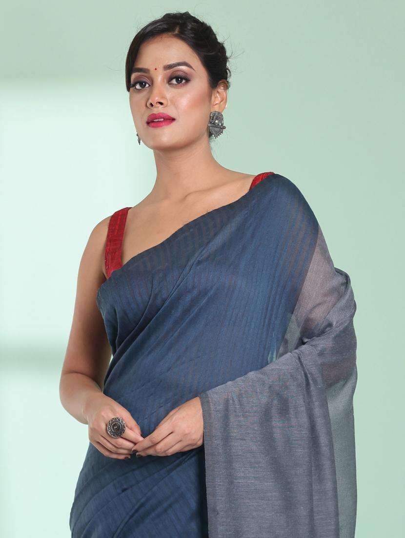 women striped handloom saree with blouse - 22042714 -  Standard Image - 2