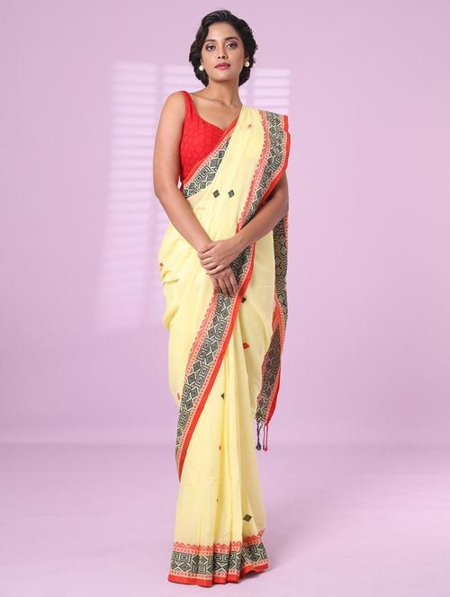yellow cotton handloom saree with blouse - 22042787 - Standard Image - 0