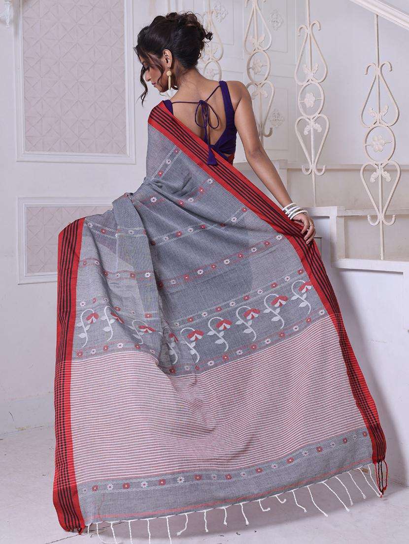 women self design handloom saree with blouse - 22042862 -  Standard Image - 2