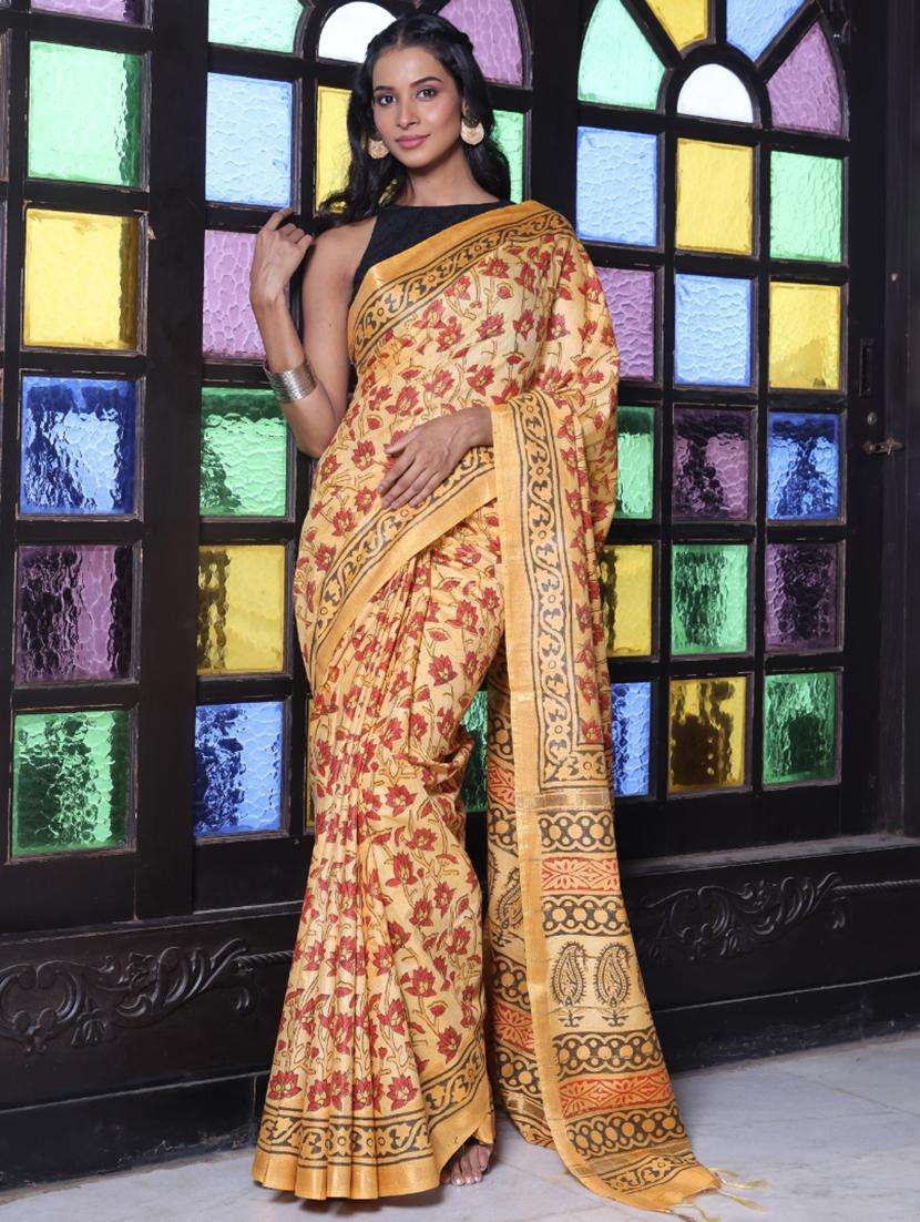 women printed casual wear saree with blouse - 22042887 - Zoom Image - 0