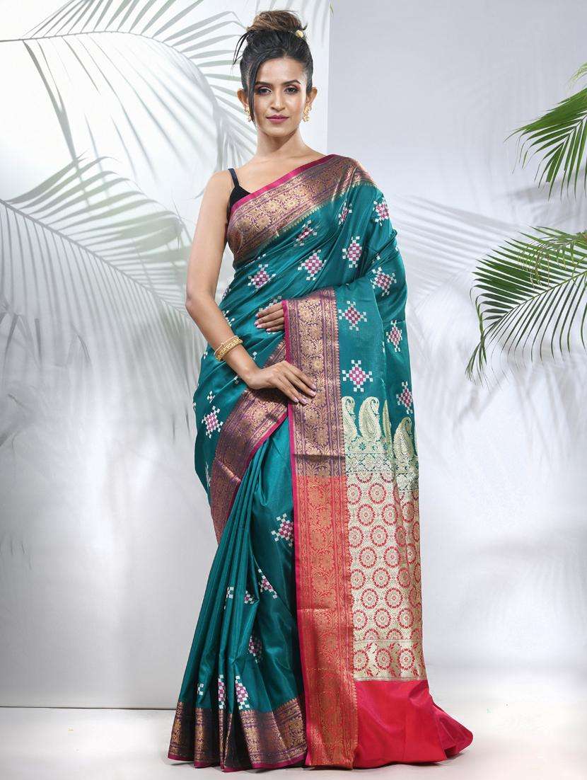 women self design banarasi saree with blouse
