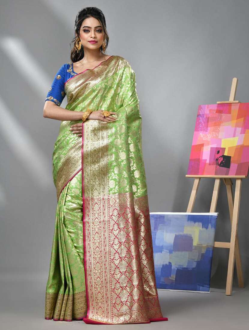 women self design banarasi saree with blouse