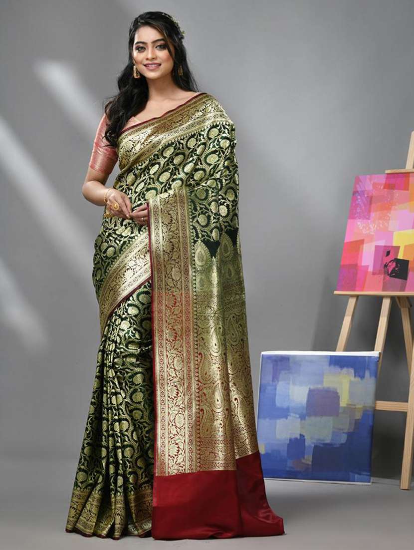 women self design banarasi saree with blouse