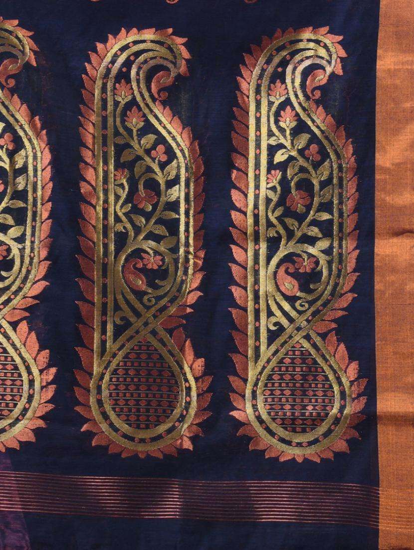 women self design handloom saree with blouse - 22043076 -  Standard Image - 2