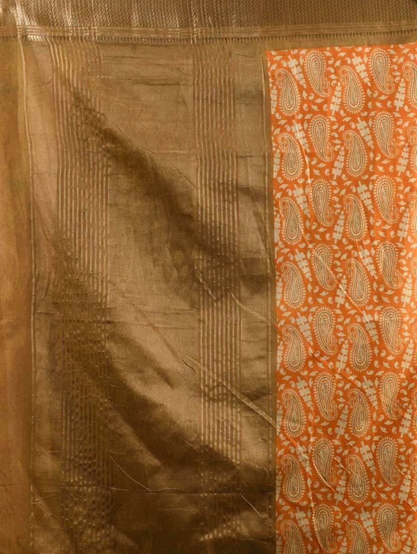 women paisley printed bordered saree with blouse - 22043151 -  Standard Image - 2