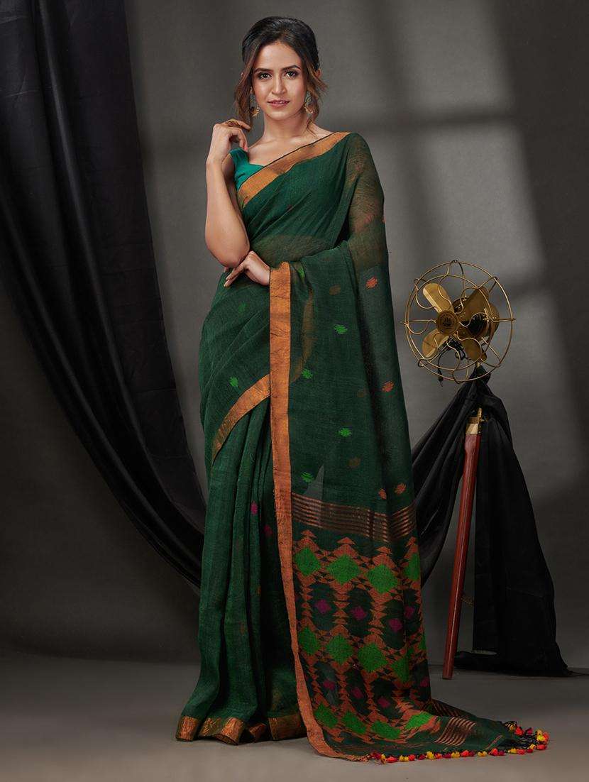 women self design handloom saree with blouse - 22043169 -  Zoom Image - 0
