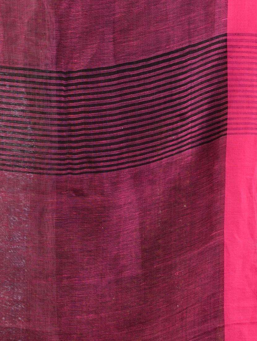 women color block handloom saree with blouse - 22043206 - Standard Image - 2