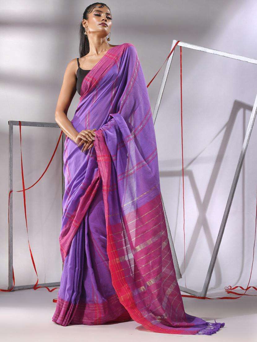 women self design handloom saree with blouse