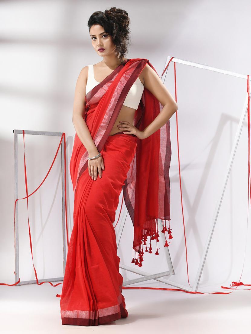 women red handloom saree with blouse - 22043274 - Zoom Image - 0
