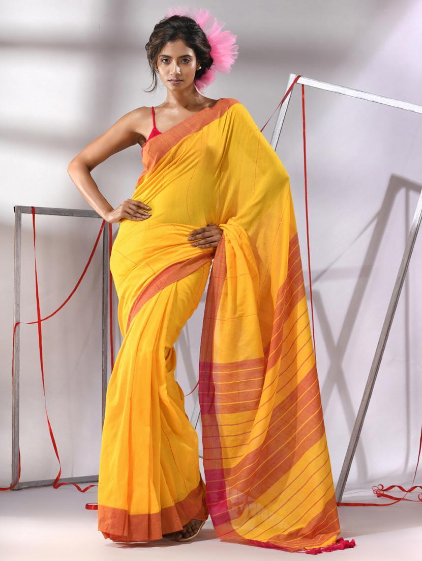 women striped handloom saree with blouse - 22043293 - Zoom Image - 0
