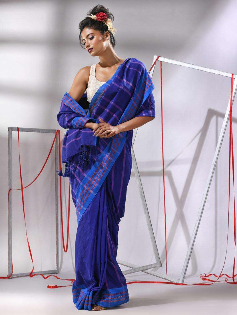 women striped handloom saree with blouse