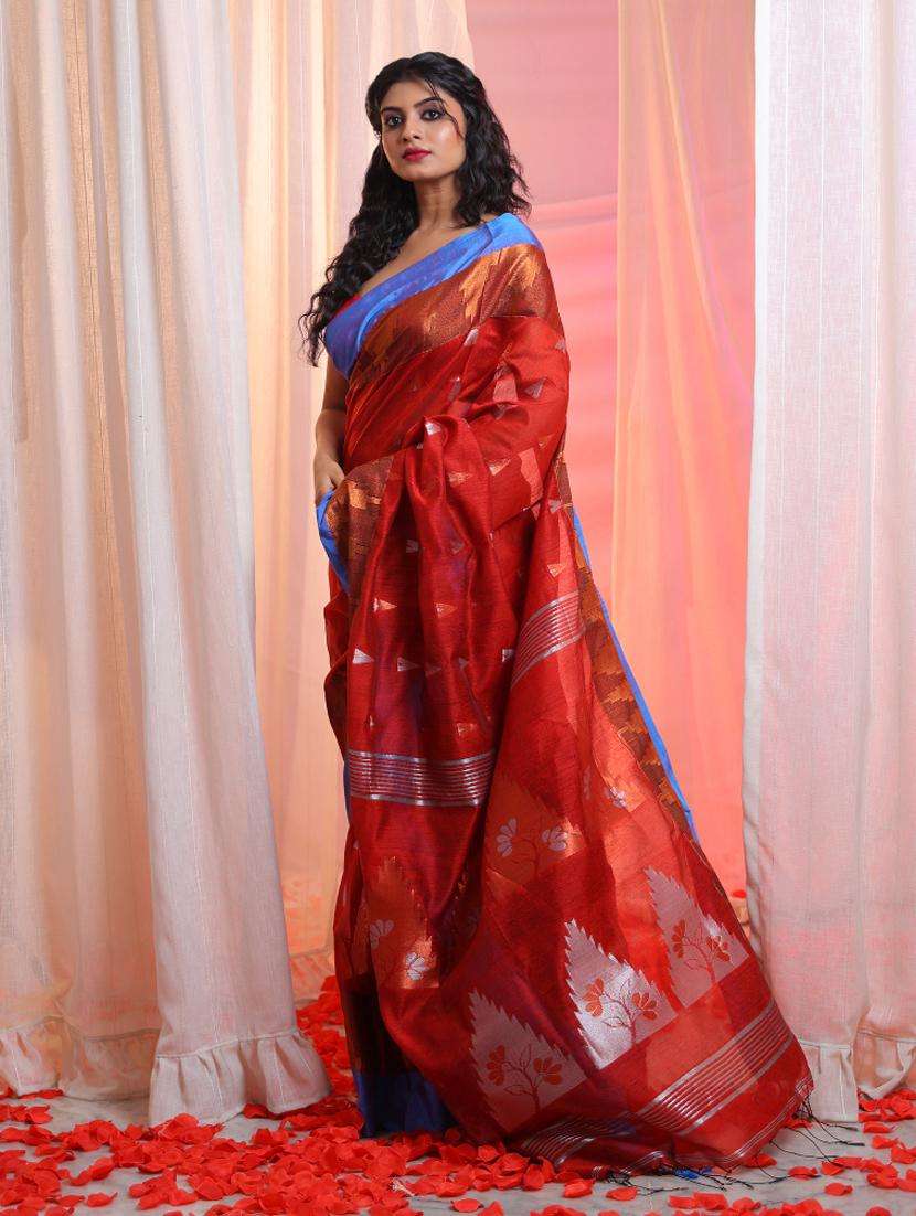 women self design handloom saree with blouse - 22043351 -  Standard Image - 2
