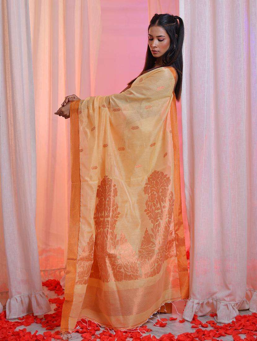 women self design handloom saree with blouse - 22043358 -  Standard Image - 2