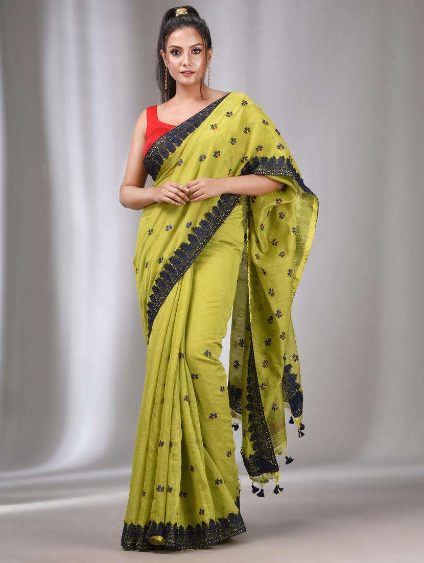 women solid with work bordered saree with blouse