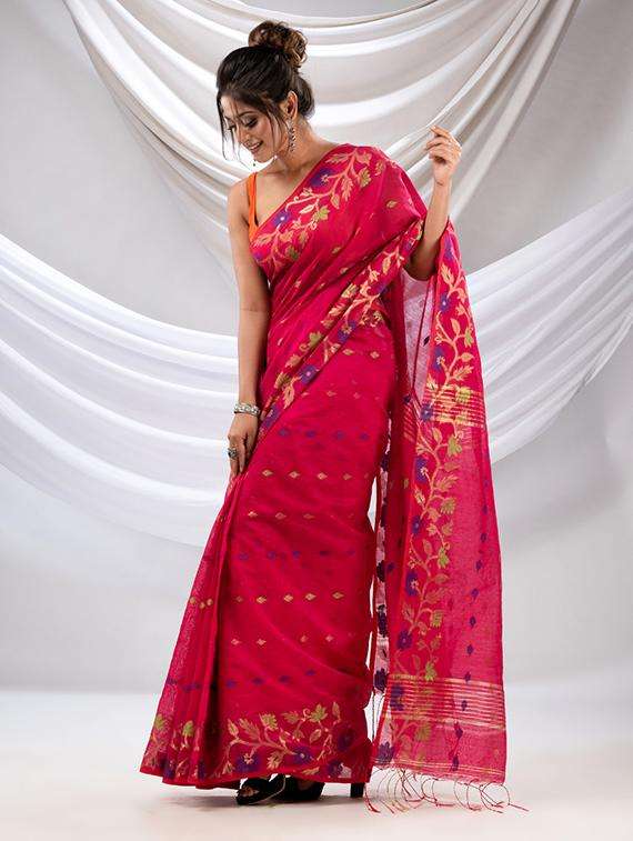 women self design handloom saree with blouse - 22043549 -  Standard Image - 2