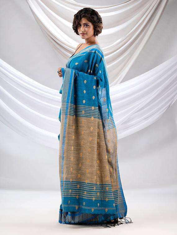 women self design handloom saree with blouse - 22043562 -  Standard Image - 2