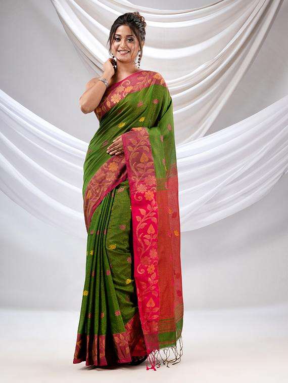 women self design handloom saree with blouse - 22043566 -  Standard Image - 2