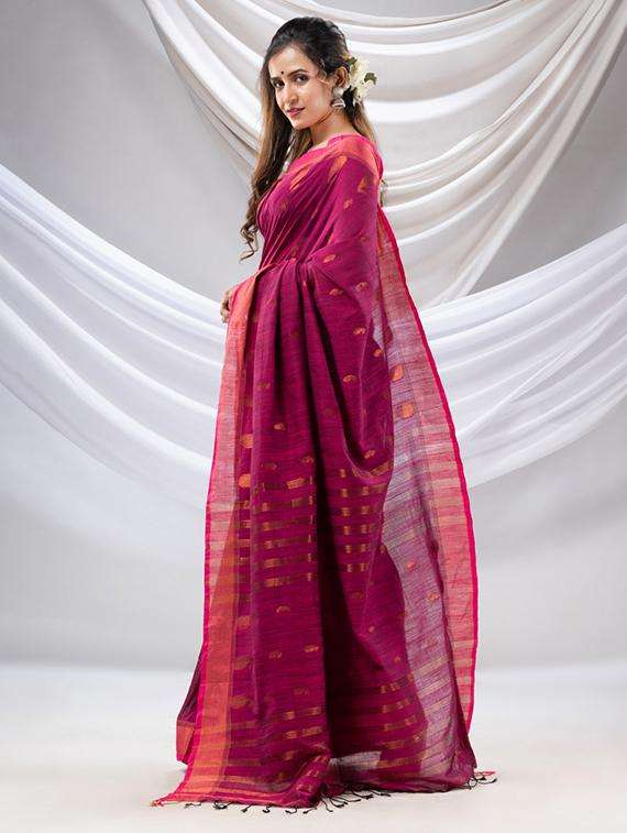 women self design handloom saree with blouse - 22043592 -  Standard Image - 2