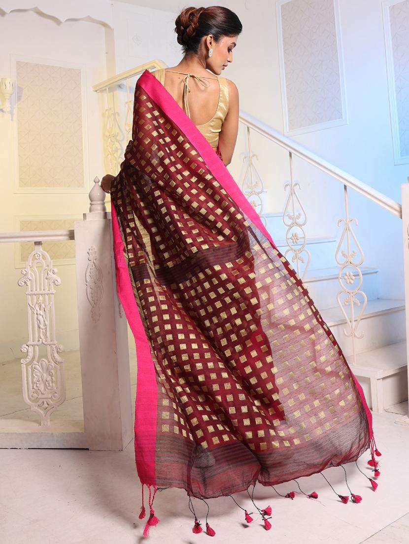 women self design handloom saree with blouse - 22043639 -  Standard Image - 2
