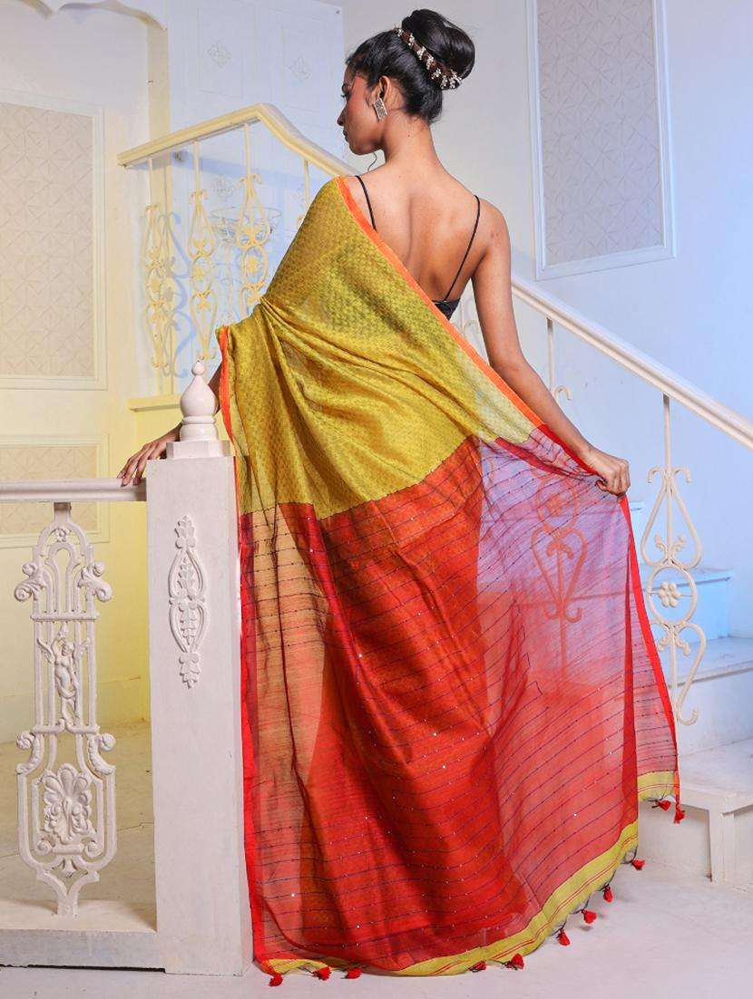 women self design handloom saree with blouse - 22043654 -  Standard Image - 2