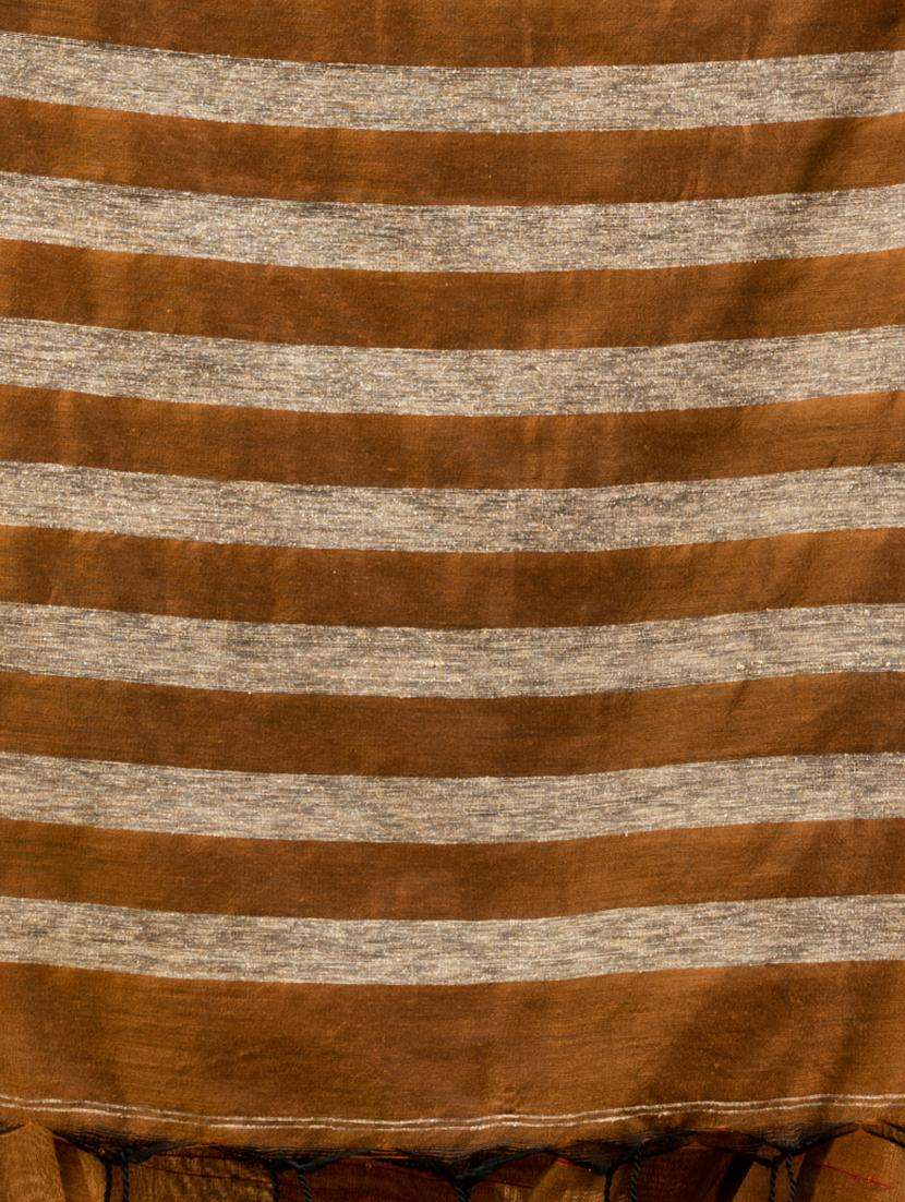 women self design handloom saree with blouse - 22043724 -  Standard Image - 2