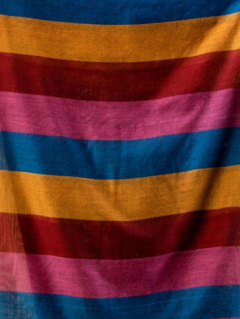 women striped handloom saree with blouse - 22043744 -  Standard Image - 2