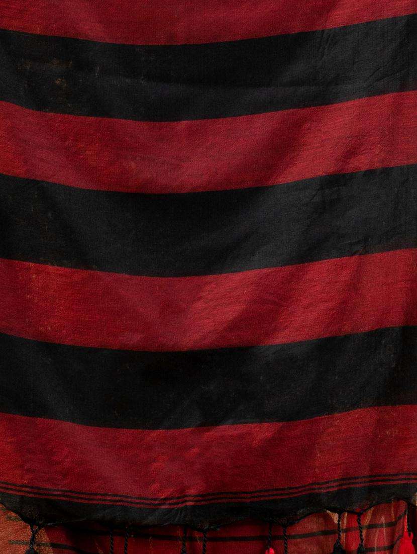 women striped handloom saree with blouse - 22043747 -  Standard Image - 2