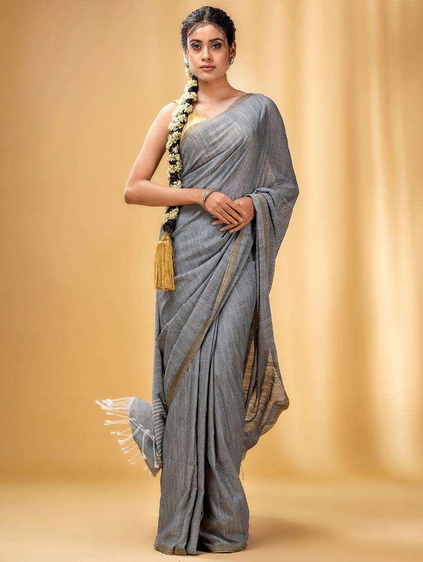 women solid handloom saree with blouse