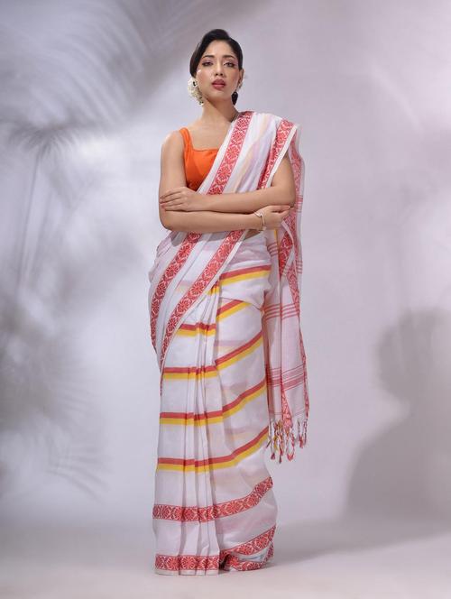 women striped handloom saree with blouse - 22043816 -  Standard Image - 0