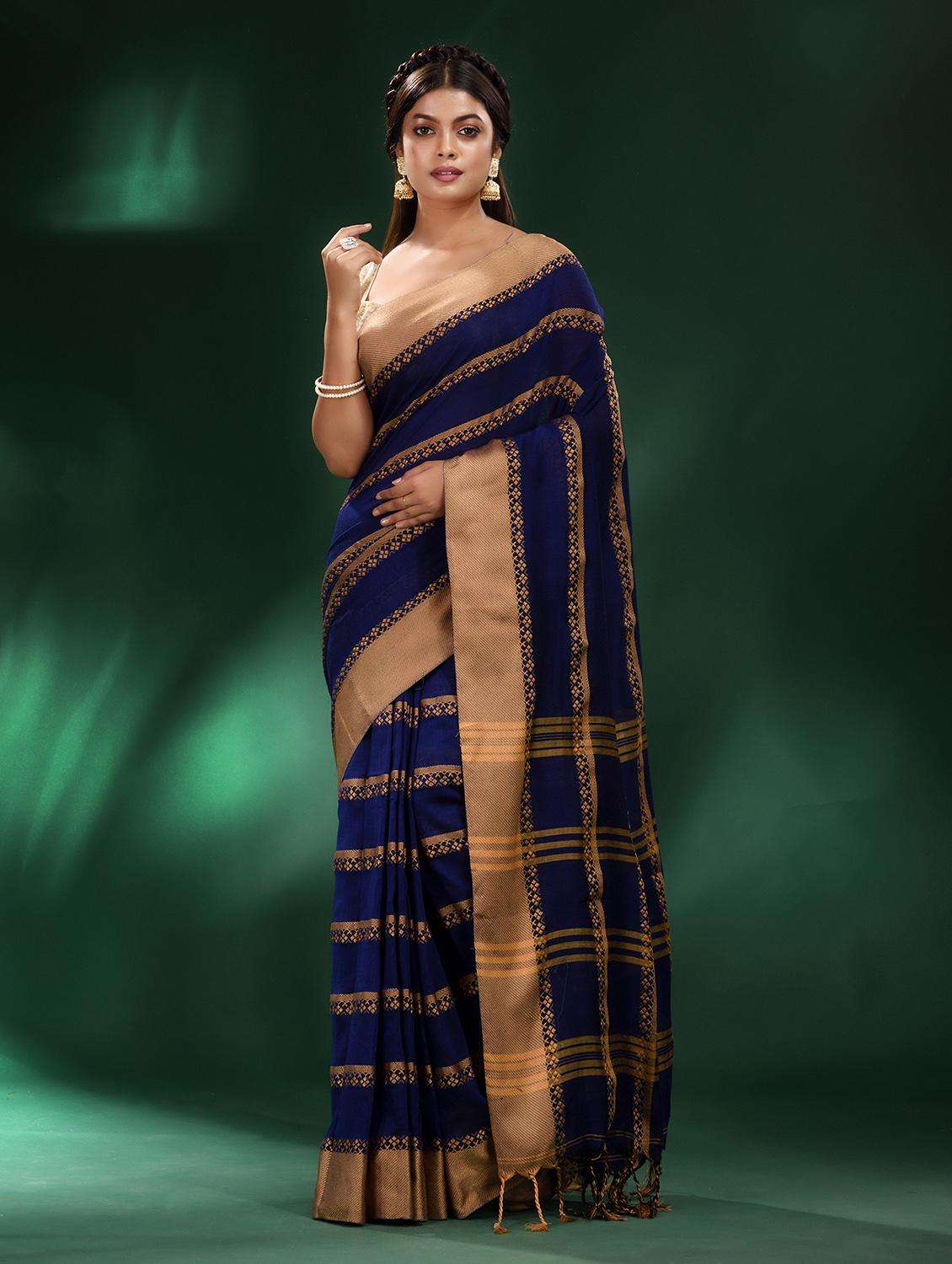 women self design handloom saree with blouse - 22043865 - Zoom Image - 0