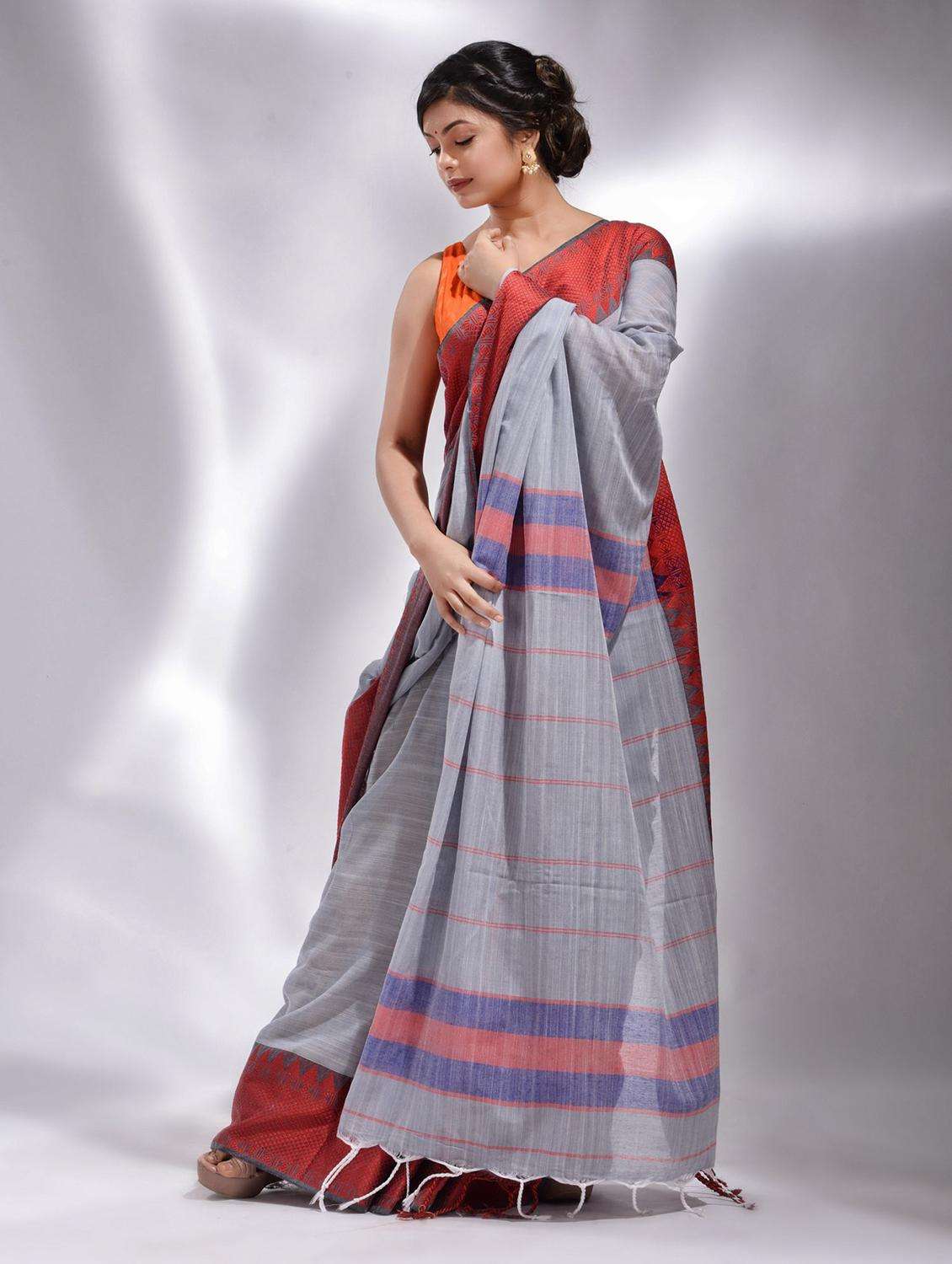 women grey handloom saree with blouse - 22043915 -  Standard Image - 2