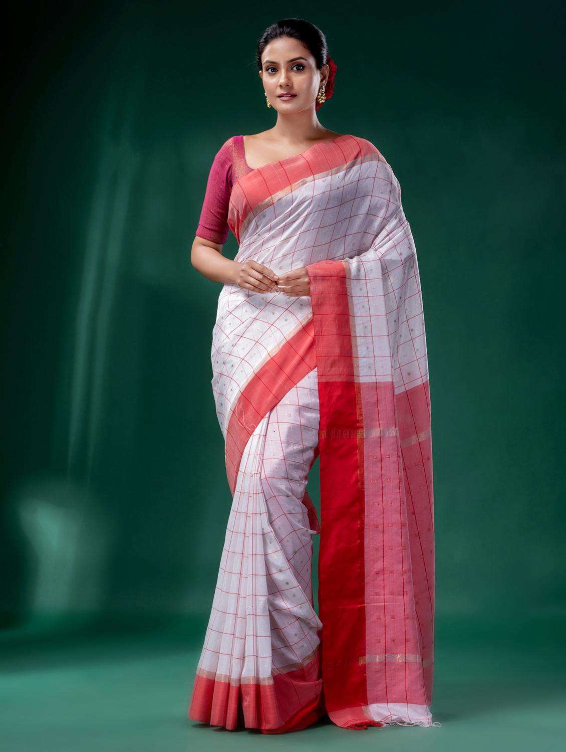 women checkered bordered saree with blouse