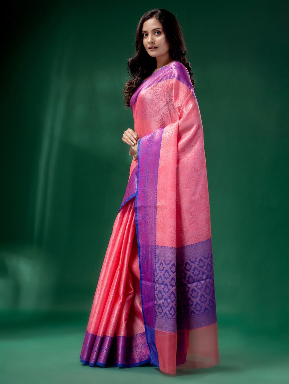 women self design bordered saree with blouse - 22043954 - Standard Image - 2