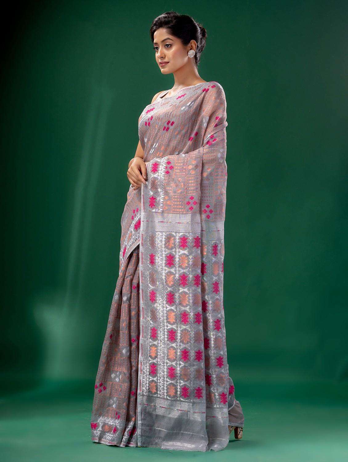 women self design handloom saree with blouse - 22043962 -  Standard Image - 2