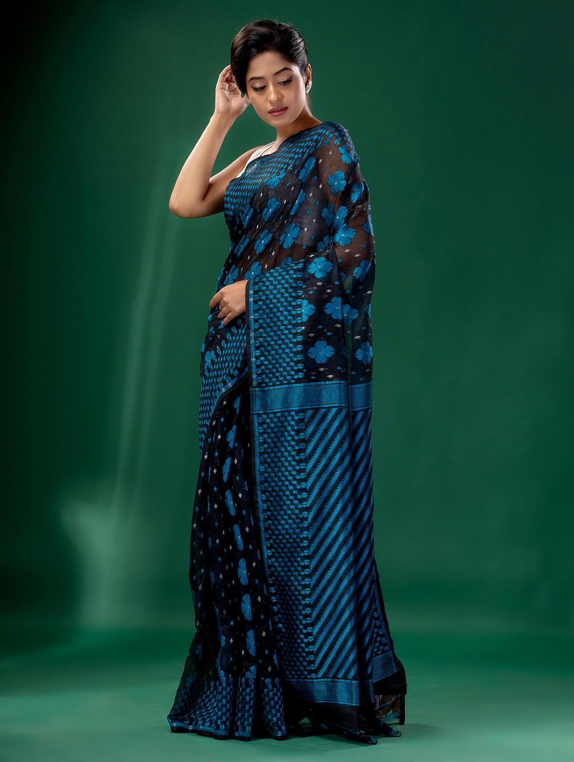 women self design jamdani saree with blouse - 22043968 - Standard Image - 2